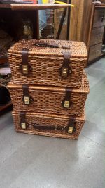 Wicker Storage Basket with Lid | Lid Basket for Shelf Organiser | Wardrobe Baskets | Gift Hamper Box - Image 5